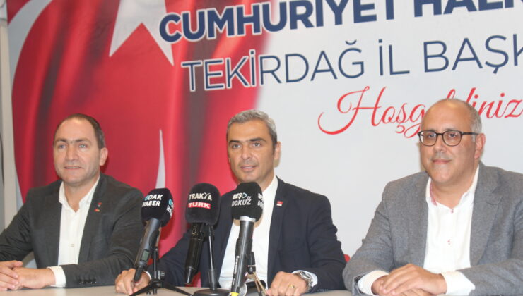 ESKİ İLÇE BAŞKANI MURAT UYSAL ADAY ADAYLIĞINI AÇIKLADI