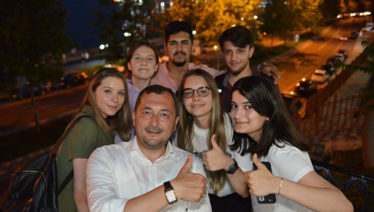 CÜNEYT YÜKSEL’DEN GENÇLERE MÜJDE