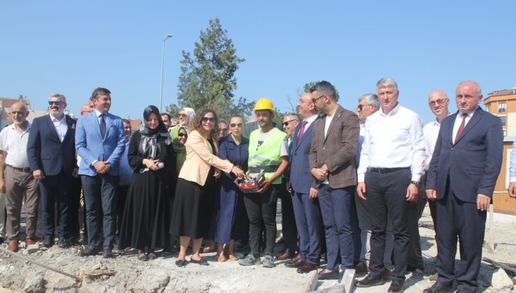 Hayırsever Çift Serkan-Müjgan Karagöz’ün Yaptırdığı Caminin Temeli Atıldı
