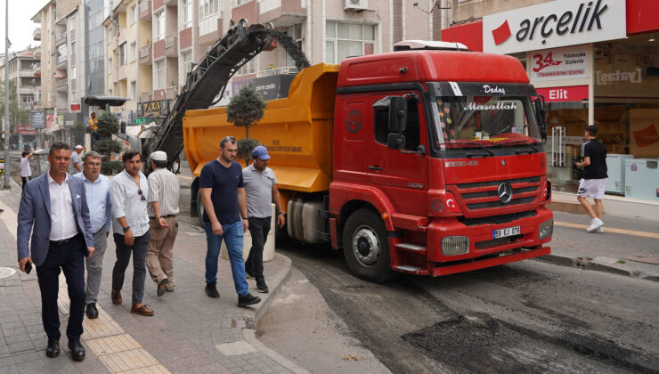 Çorlu Belediyesinin Asfalt Serim Çalışmaları Devam Ediyor