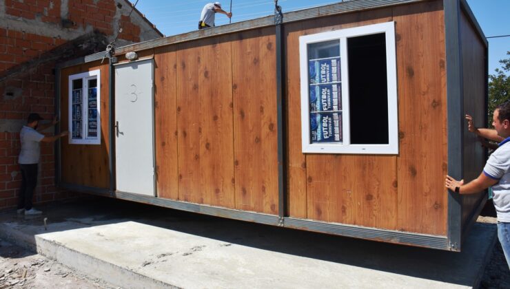 Evi Yanan Yaşlı Kadına Süleymanpaşa Belediyesi’nden Tam Destek