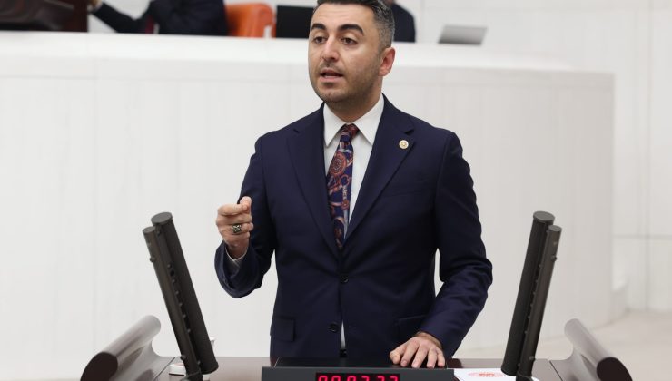 DEVA Partili Avşar: “Geçmişte ‘Tüzüklerle çarpışarak büyüdük’ diyenler, şimdi belediyelere daha beterini yapıyor.”