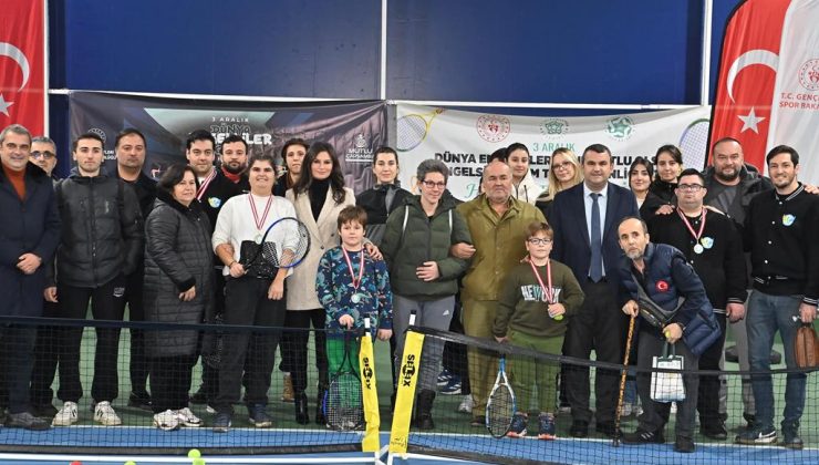 Dünya Engelliler Günü’nde Tenis ve Yüzme Etkinliğinde Buluştular