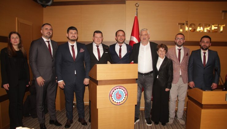 EMLAKÇILARA GENÇ YÖNETİM