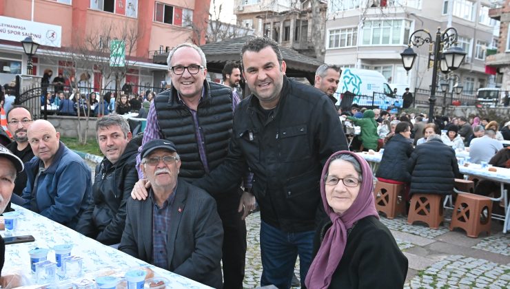 İFTAR YEMEKLERİNDE VOLKAN BAŞKANA SEVGİ SELİ