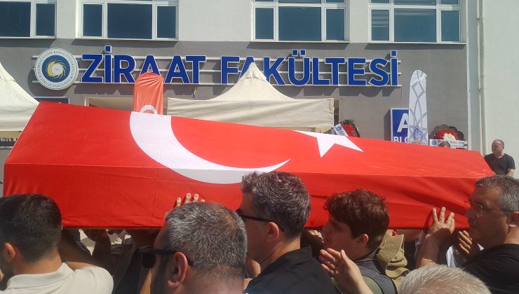 PROF.DR ŞİŞMAN KÖSEİLYASTA DEFNEDİLDİ