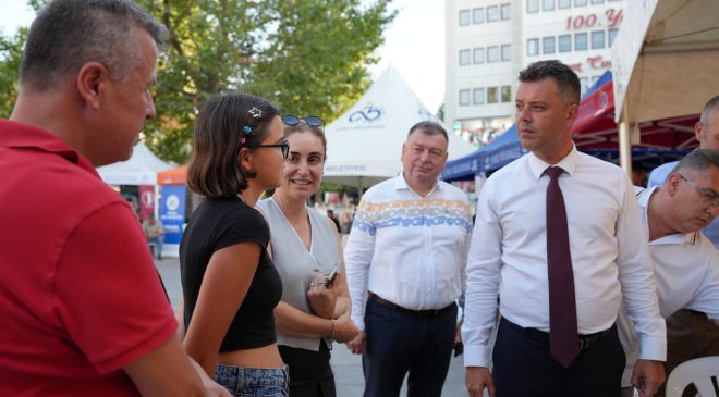 Başkan Sarıkurt, Üniversite Tercih Günlerinde Gençlere Destek Oldu