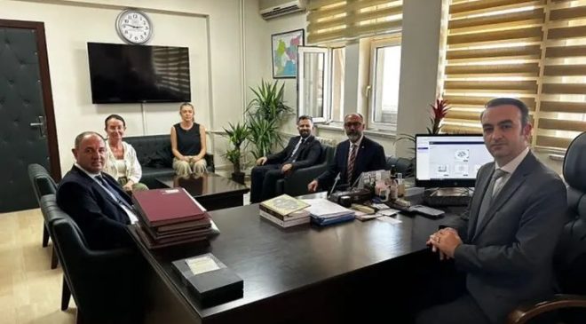 ECZACILAR ODASINDAN SAĞLIK MÜDÜRÜNE ZİYARET