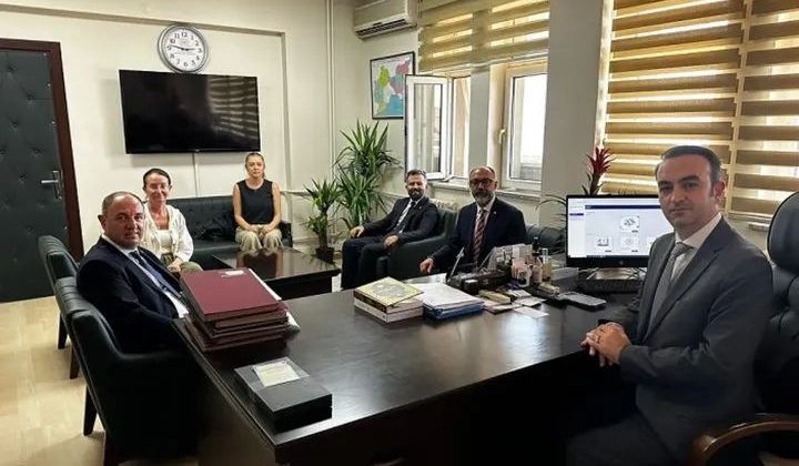 ECZACILAR ODASINDAN SAĞLIK MÜDÜRÜNE ZİYARET