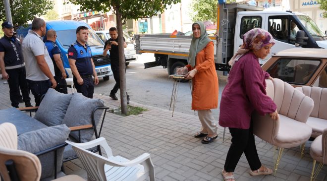 Çorlu Zabıtasından Kaldırım ve Yol İşgaline Taviz Yok