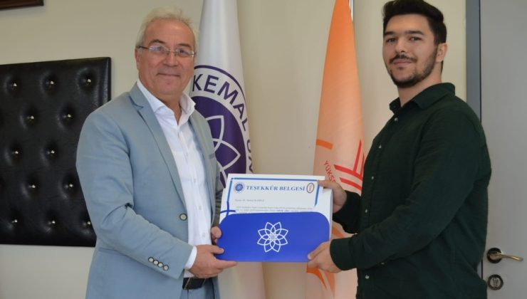 NKÜ TIP ÖĞRENCİSİNİN BÜYÜK BAŞARISI