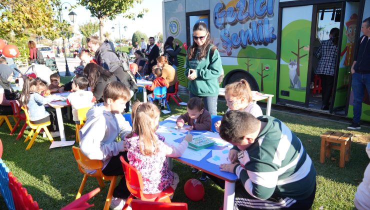 TEKİRDAĞ, BÜYÜKŞEHİR’İN ETKİNLİKLERİYLE CUMHURİYET’İN IŞIĞINDA BULUŞTU