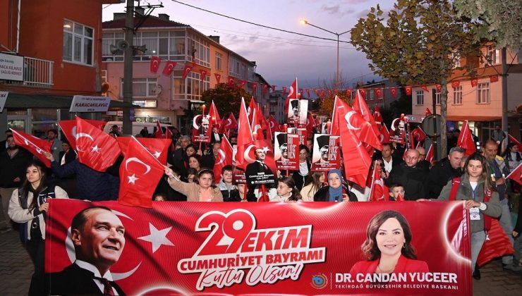 CUMHURİYET COŞKUSU KARACAKILAVUZ’DAN YÜKSELDİ