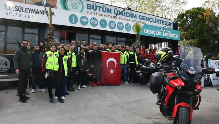 Süleymanpaşa Belediyesi Ahmet Erensoy Gençlik Merkezi’nde Şampiyonluk Coşkusu