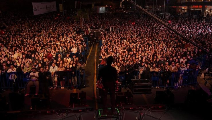 ÜNİVERSİTELİ GENÇLER “HOŞ GELDİN FEST” İLE COŞTU