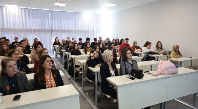 GENÇLER DİJİTAL ŞİDDETE KARŞI BİLİNÇLENDİRİLDİ