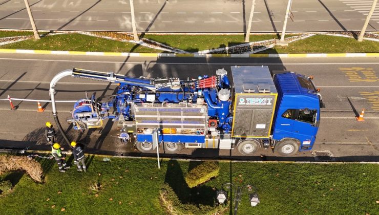 TESKİ’NİN YENİ NESİL KOMBİNE KANAL TEMİZLEME ARACI SAHADA