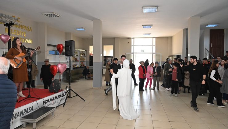 Süleymanpaşa Belediyesinden Yeni Evlenenlere 14 Şubat Sürprizi