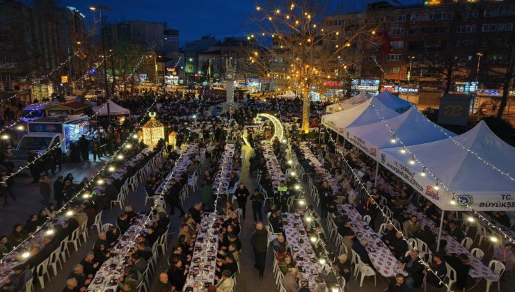 BÜYÜKŞEHİR RAMAZAN’IN BEREKETİNİ SOFRALARA TAŞIYOR