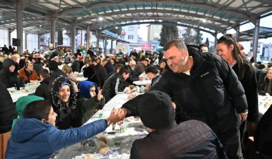 Halk Sofraları Ramazan Coşkusunu Mahalleden Mahalleye Taşıyor