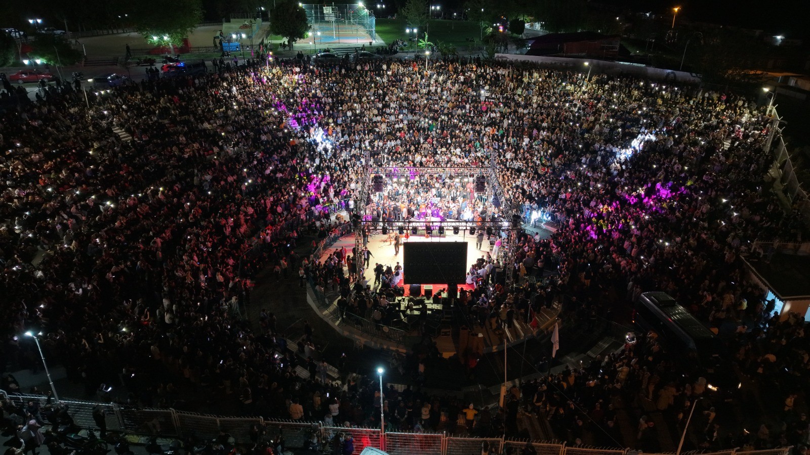 Kakava Şenliğinde Tarihi Gece
