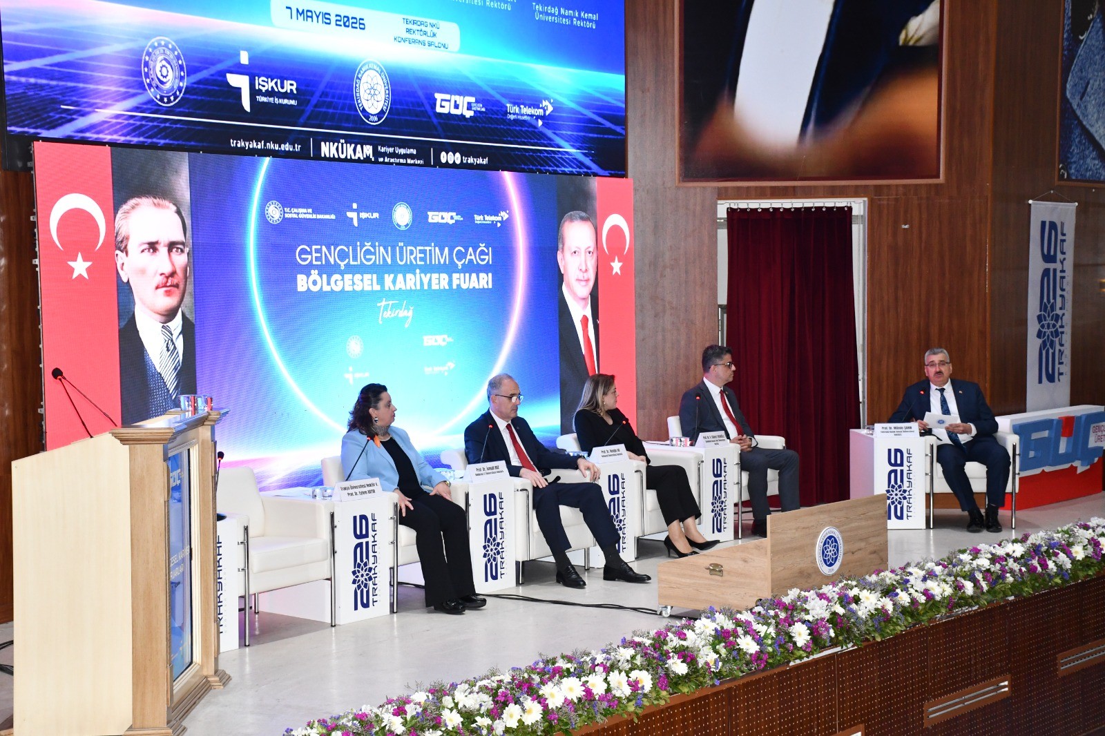 TRAKYA KARİYER FUARI’NDA REKTÖRLERDEN ‘İNOVASYON’ VURGUSU: “BİLGİ ÜRETİMLE BULUŞMALI”