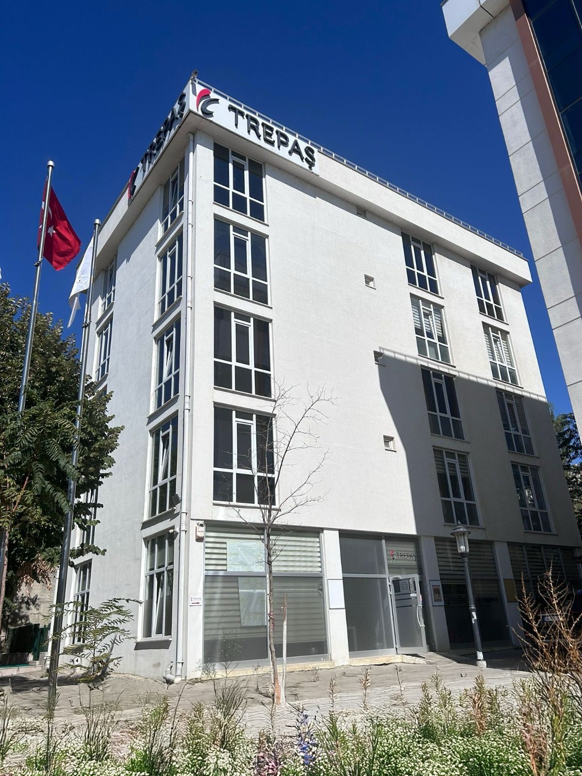 TREPAŞ’a “İş’te Eşit Kadın” Sertifikası