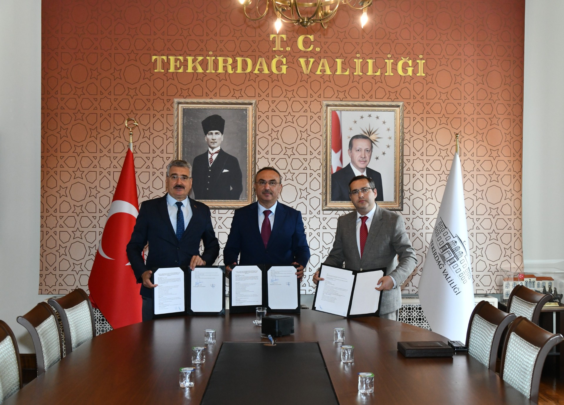TEKİRDAĞ NAMIK KEMAL ÜNİVERSİTESİNDEN TEKİRDAĞ’A BÜYÜK HİZMET:  “Deprem Bina ve Envanterleri Projesi Protokolü İmzalandı”