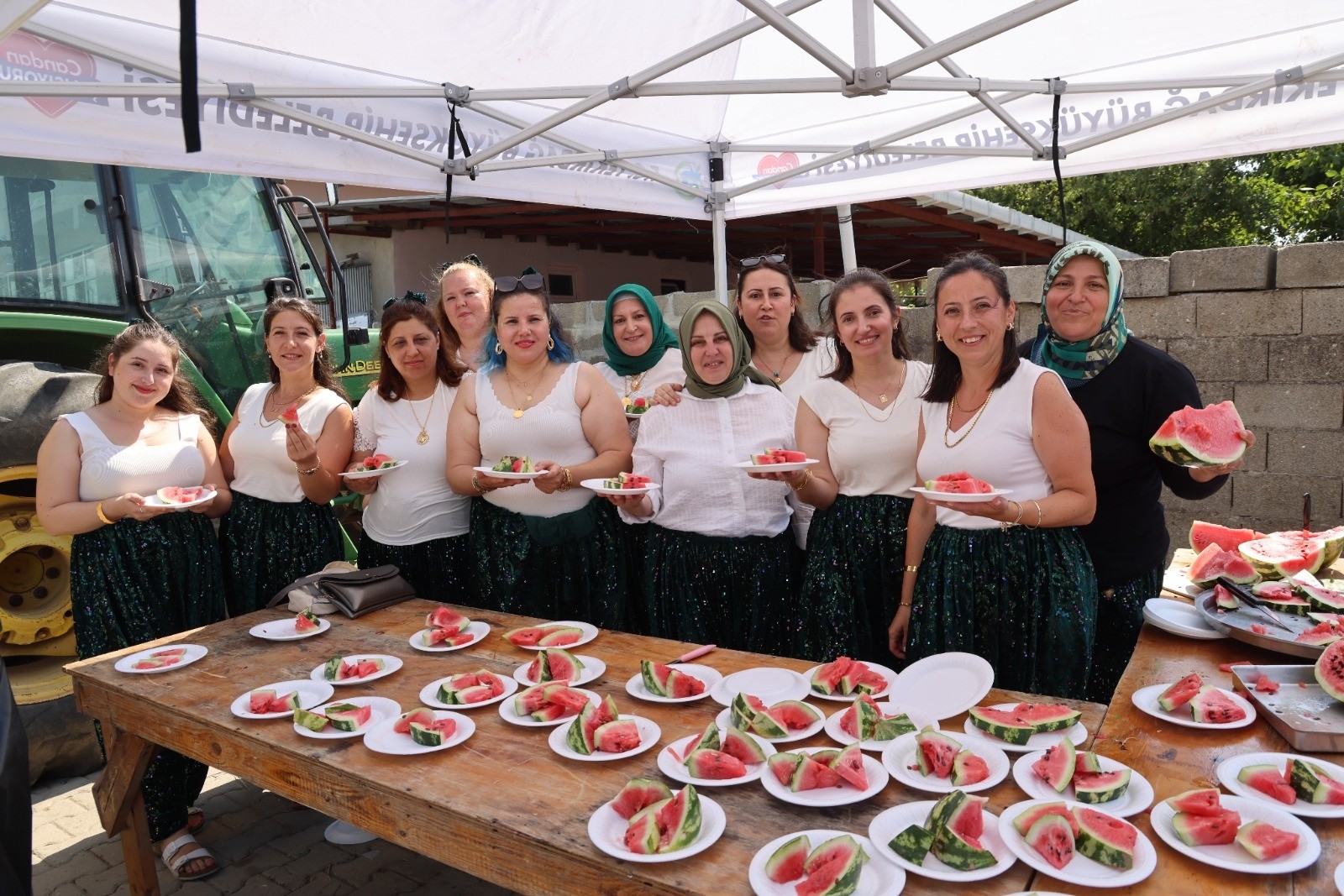KURTDERE’DE KARPUZ TADINDA ŞENLİK